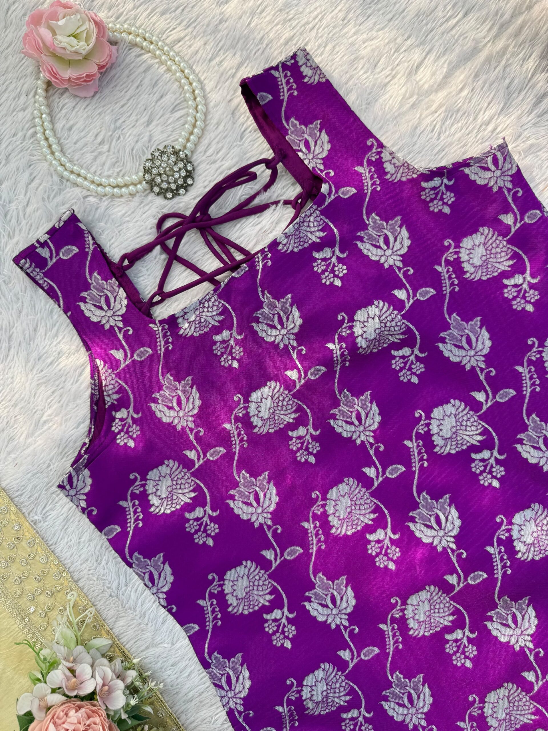 Thread and Sequins Suit Set - Image 13